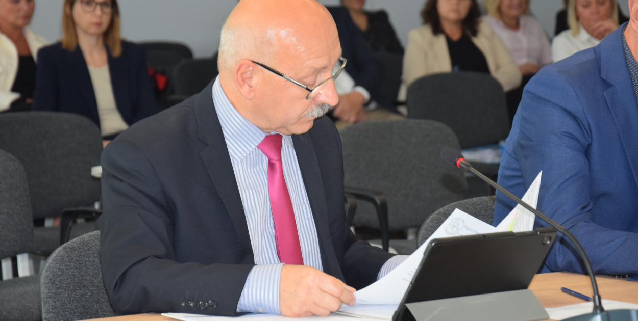 Radny Hirschfeld: „Oddział udarowy należy się mieszkańcom powiatu”