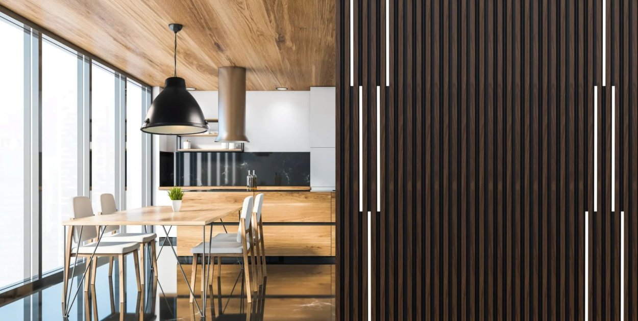 Panele lamelowe w kuchni – jak wpływają na wygląd wnętrza?