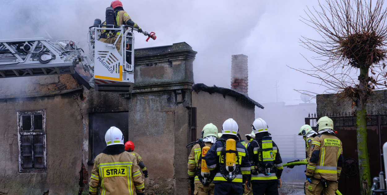 Pożar pustostanu w Pyzdrach [FOTO]