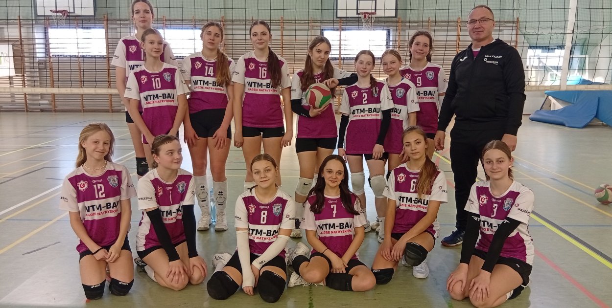 Czwórki UKS Olimp z awansem