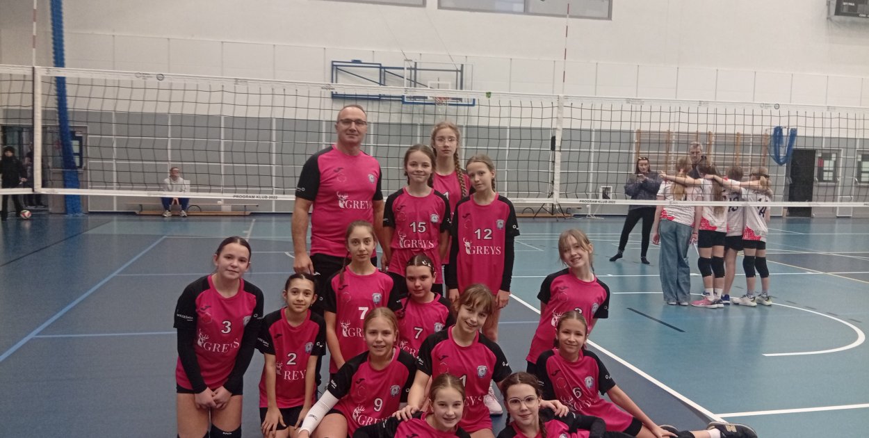 Dobra postawa trójek UKS Olimp