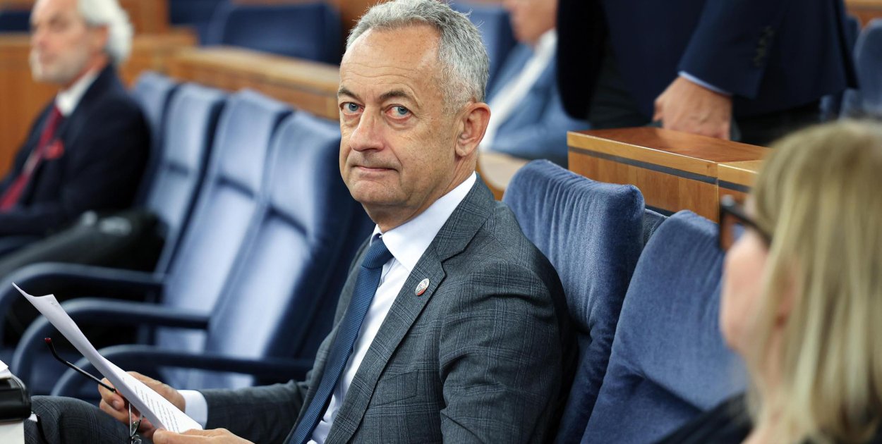 Rozłam w Polsce 2050. Senator z Wrześni komentuje