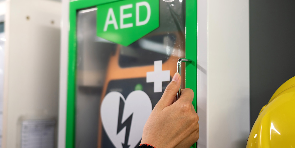 Defibrylator AED: wystarczy się nie bać