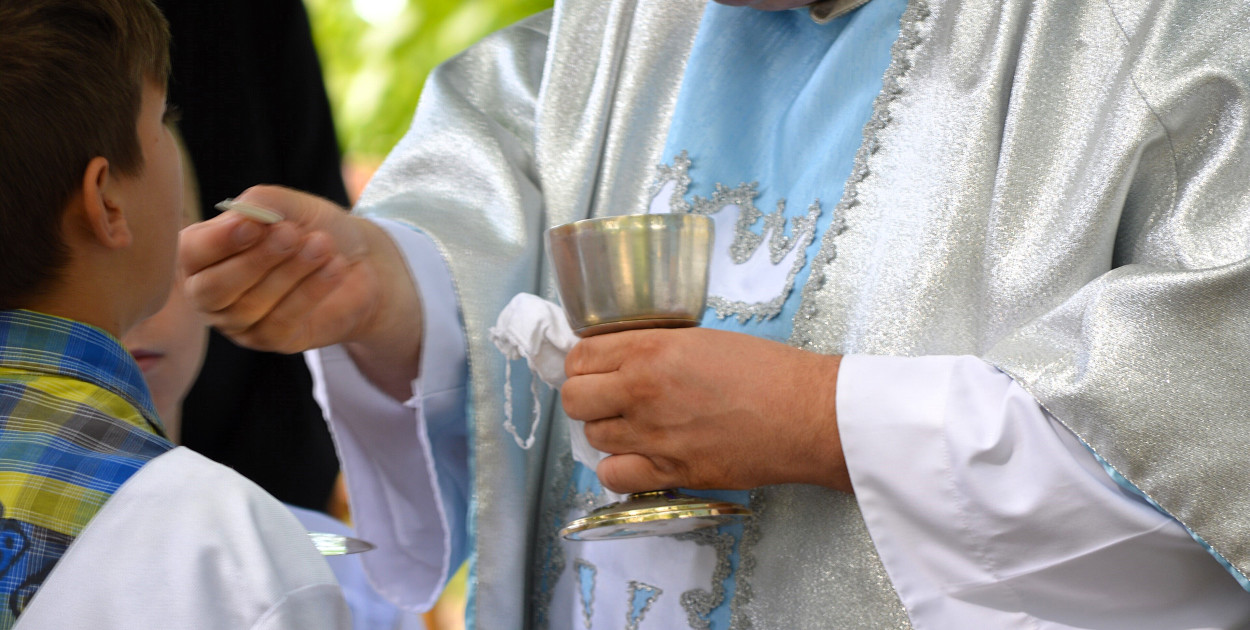 Wykorzystywanie małoletnich w Kościele. Episkopat ogłasza ważną decyzję