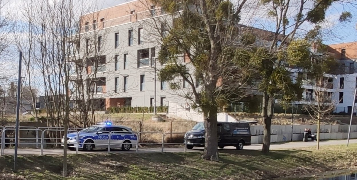 Ciało przy promenadzie. Policja wyjaśnia okoliczności