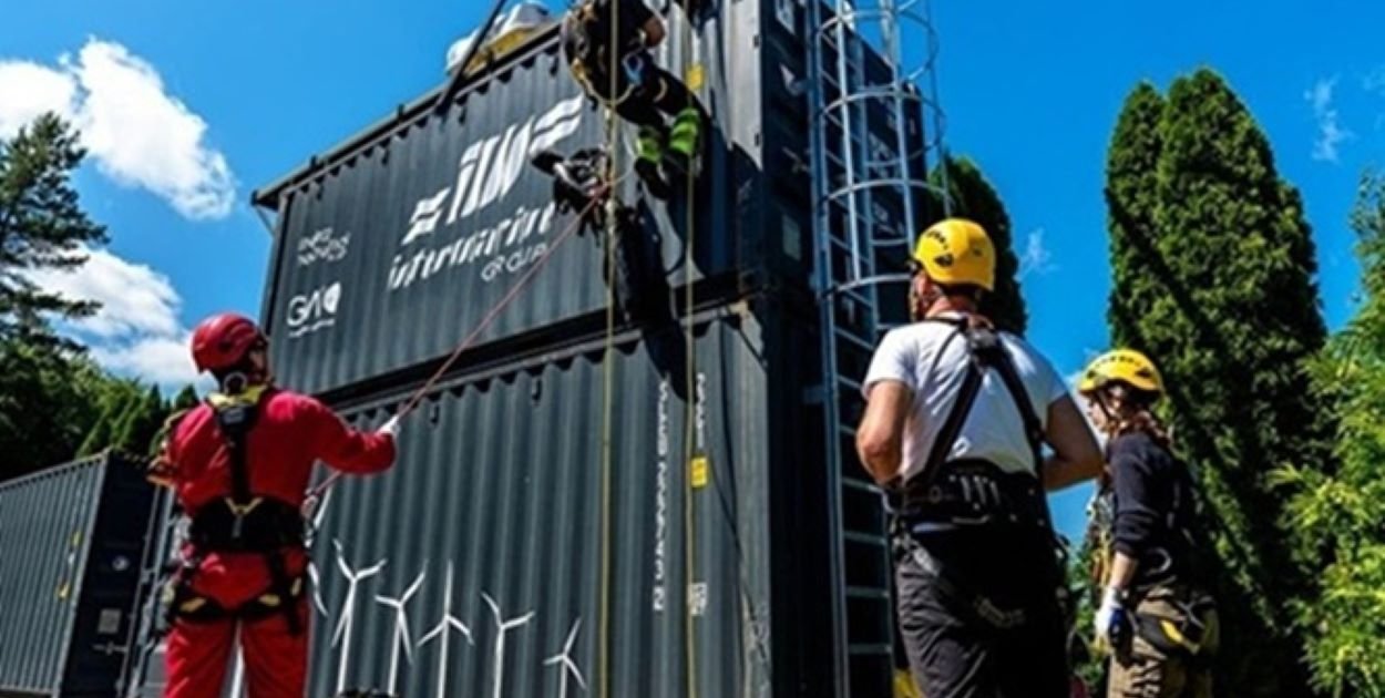 Transfer załogi na morzu — dlaczego szkolenie Boat Transfer jest tak ważne?