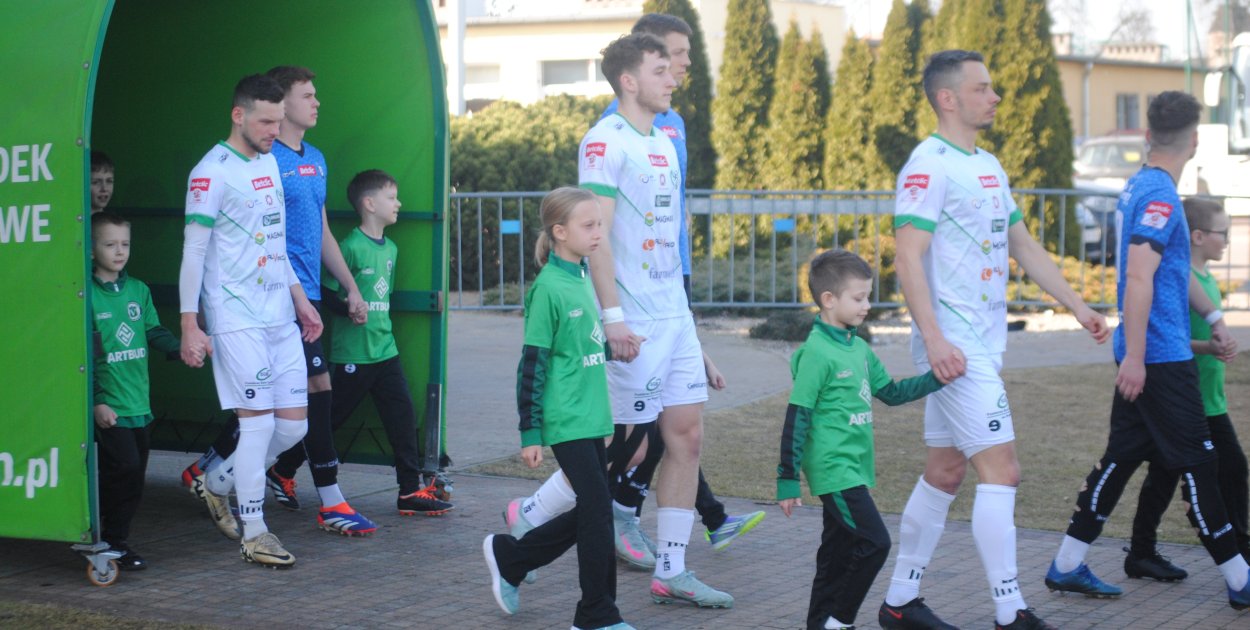 Victoria opuszcza strefę spadkową