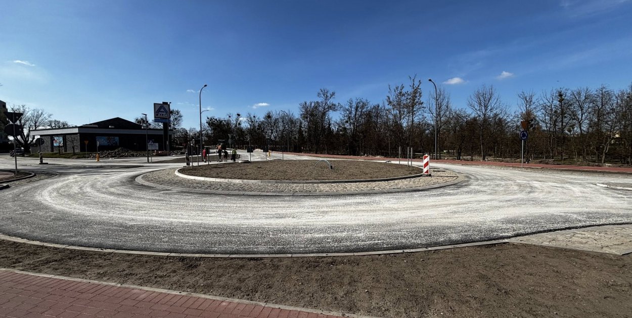 Rondo na Paderewskiego otwarte, ale to nie koniec utrudnień