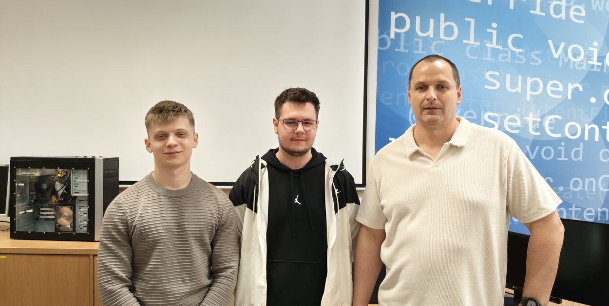 Od lekcji informatyki do własnej aplikacji dla restauracji