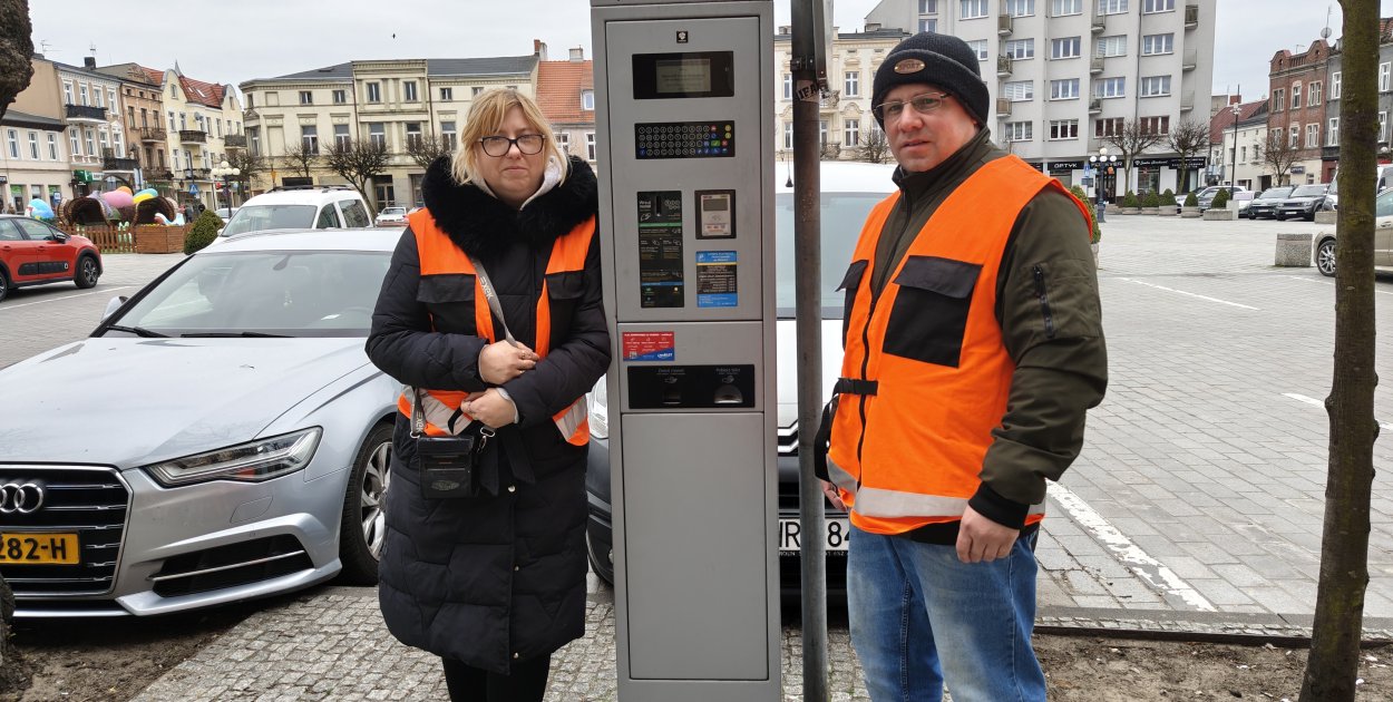 Płatne parkowanie we Wrześni: mniej biletów, więcej płatności mobilnych