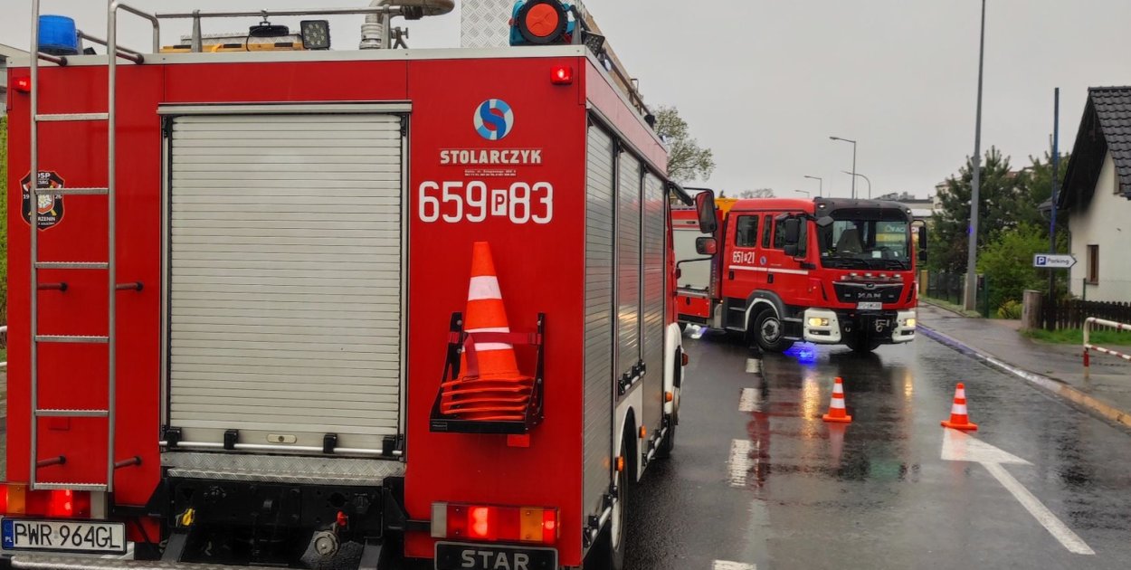 Zderzenie pojazdów we Wrześni. Wśród poszkodowanych dziecko [FOTO]